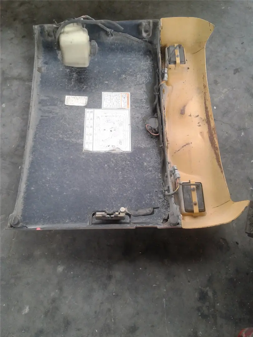 USED ACCESS DOOR A image 1
