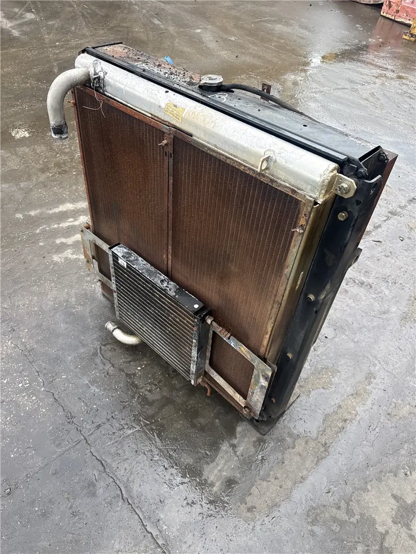 USED RADIATOR GP image 1