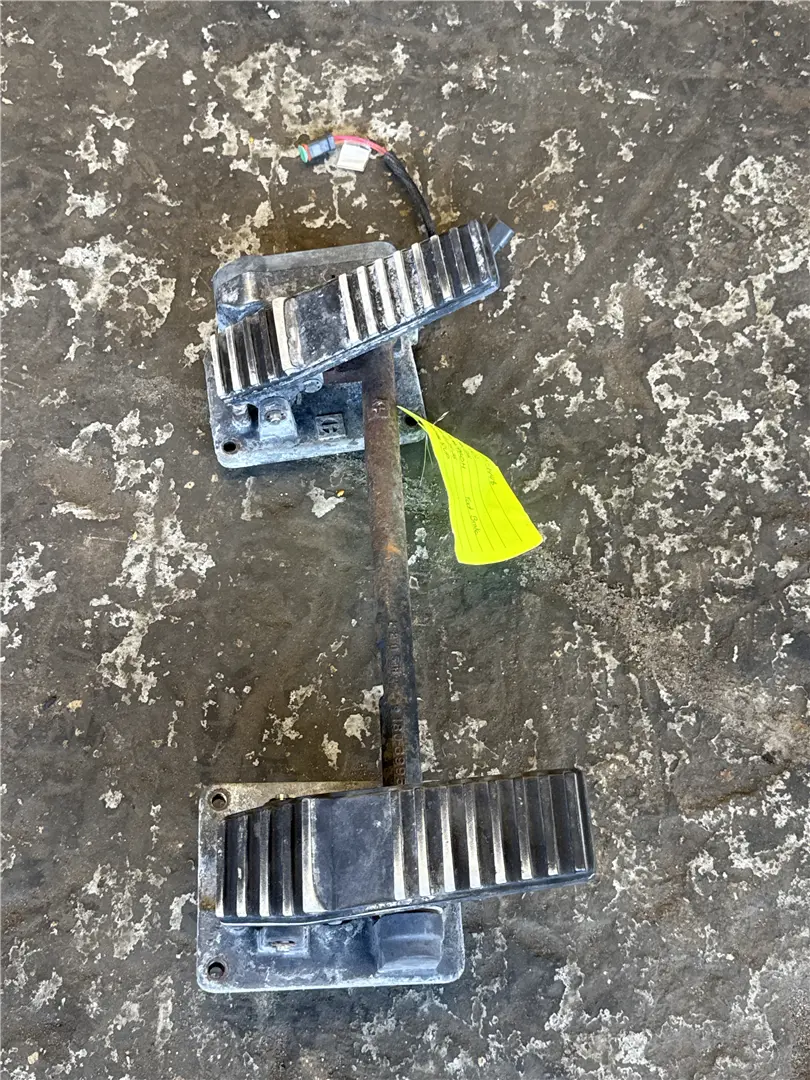 USED CONT GP FOOT image 1
