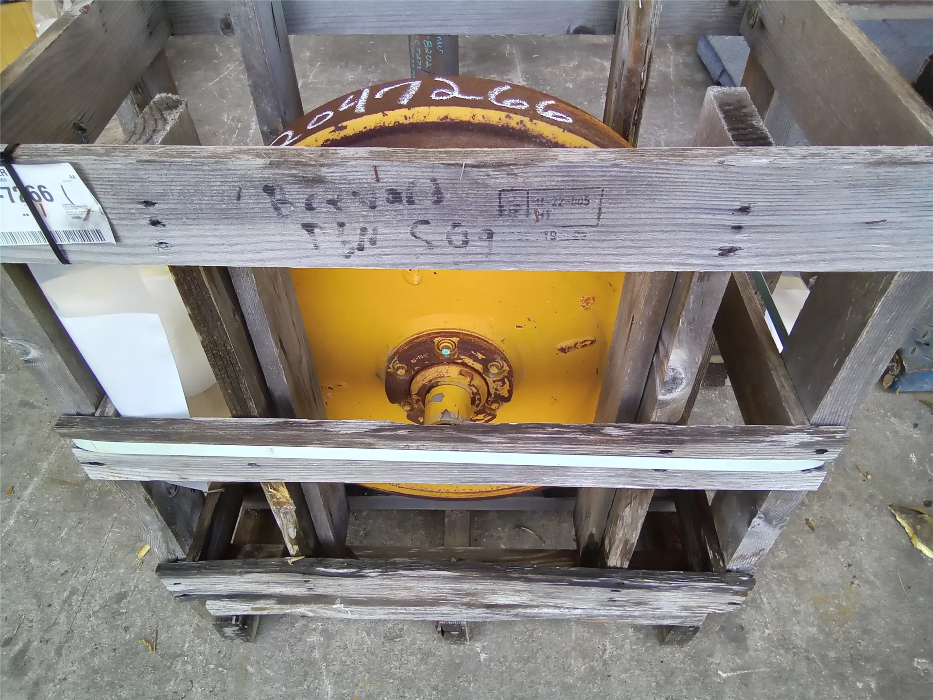 USED TRACK IDLER image 1