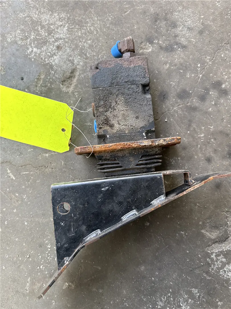 USED VALVE GP image 1