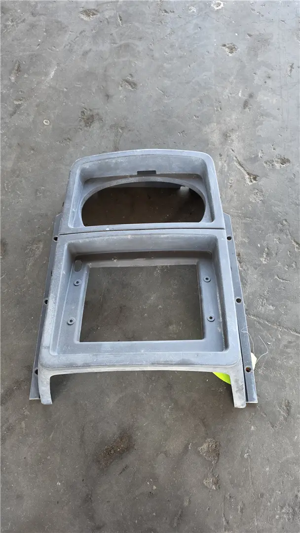 USED FRONT CONSOLE image 1
