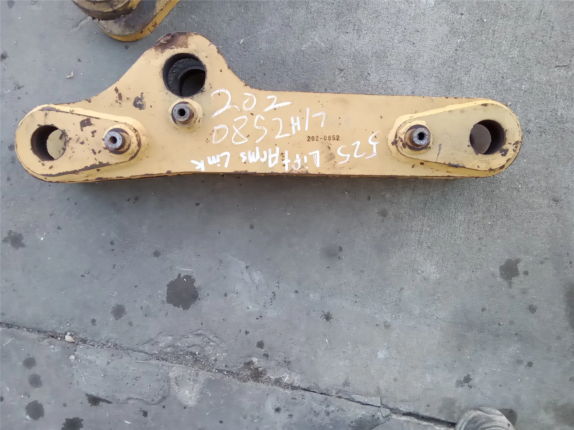 USED TILT LINK image 1