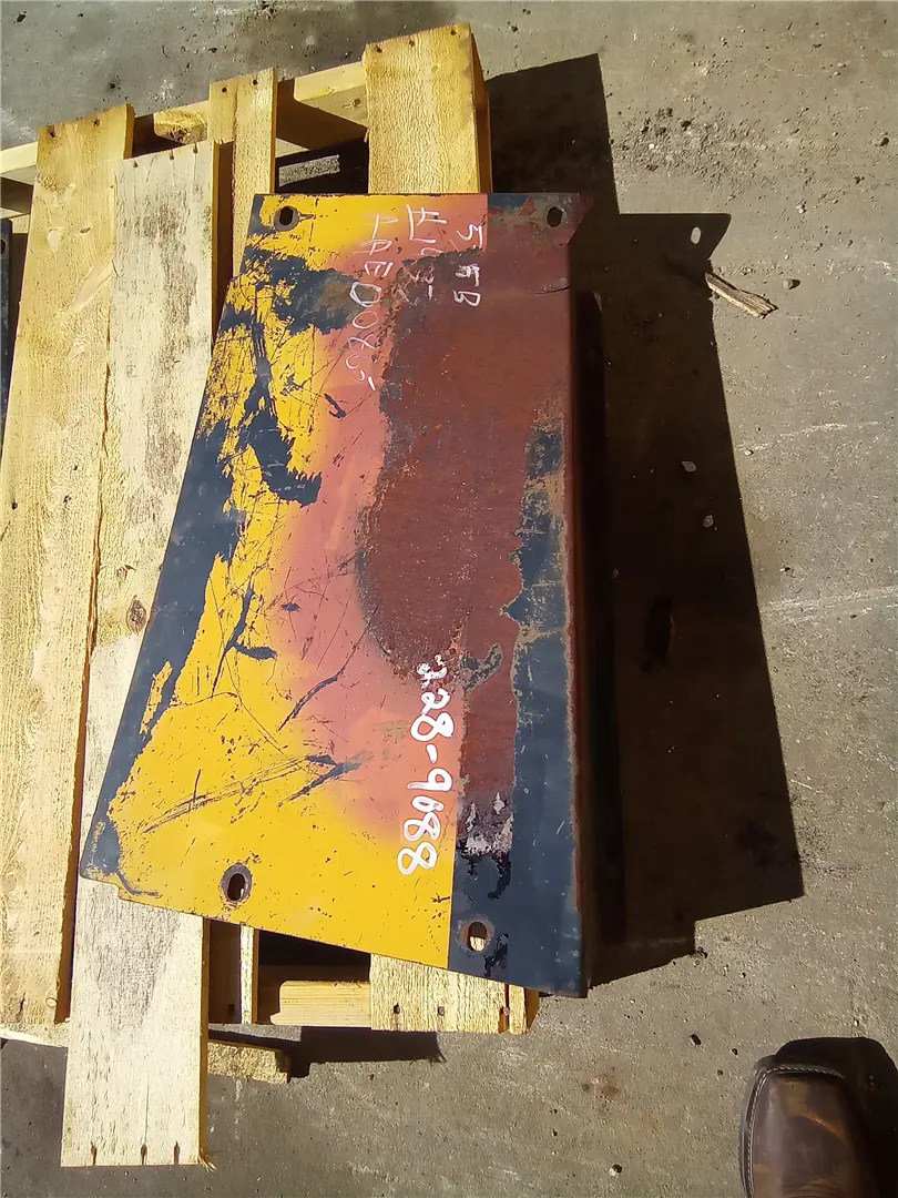 USED LH PANEL image 1