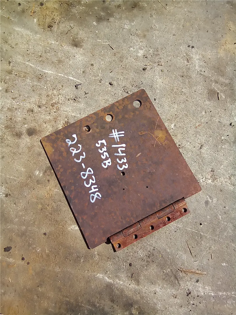 USED DOOR LATCH image 1
