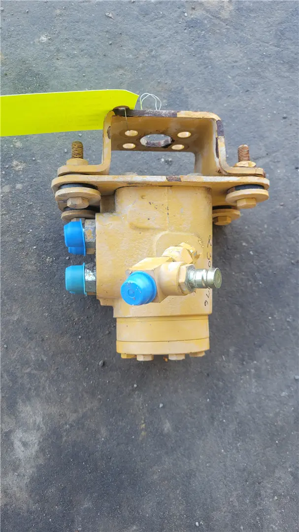 USED METERING PUMP image 1