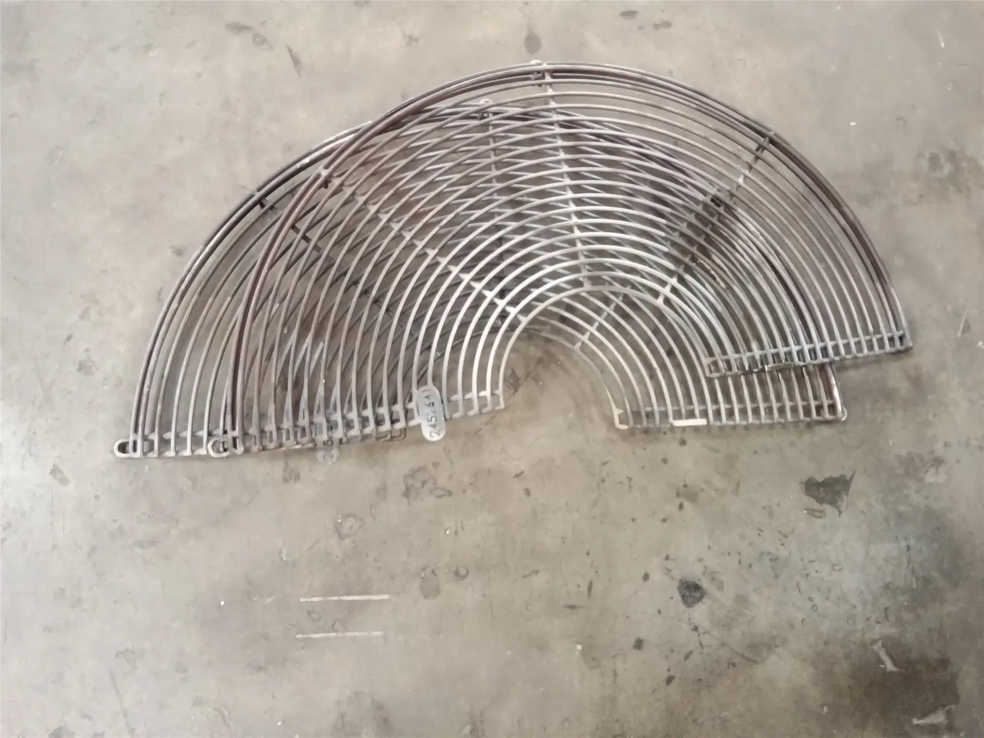 USED FAN GUARD image 1