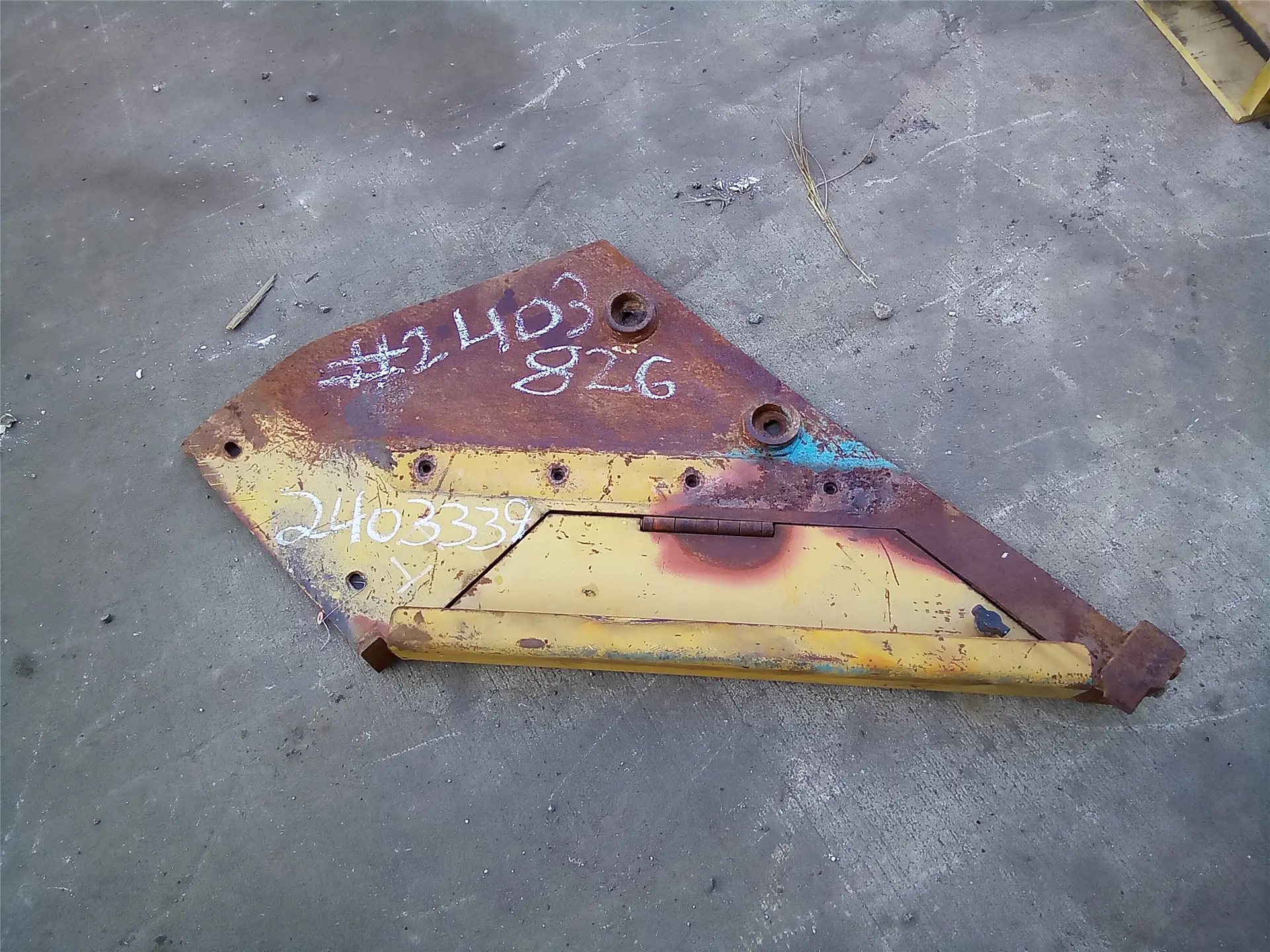 USED ACCESS DOOR image 1