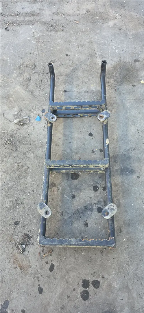 USED LADDER RH image 1