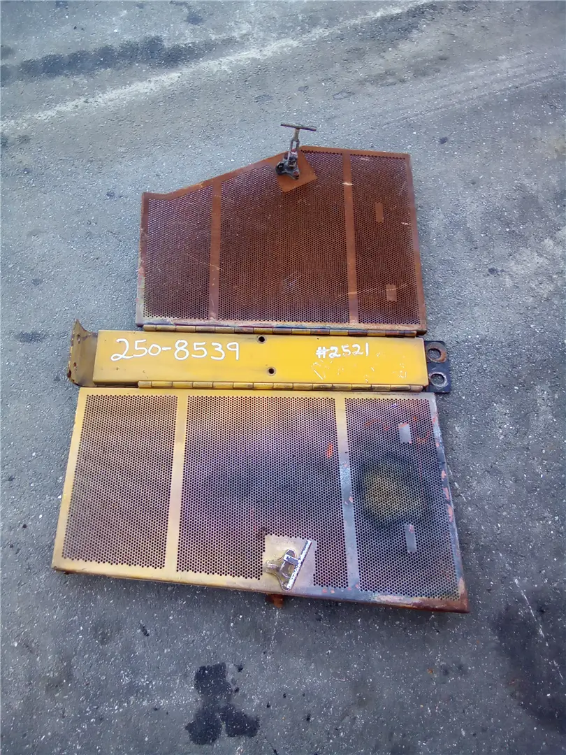 USED RH DOOR image 1