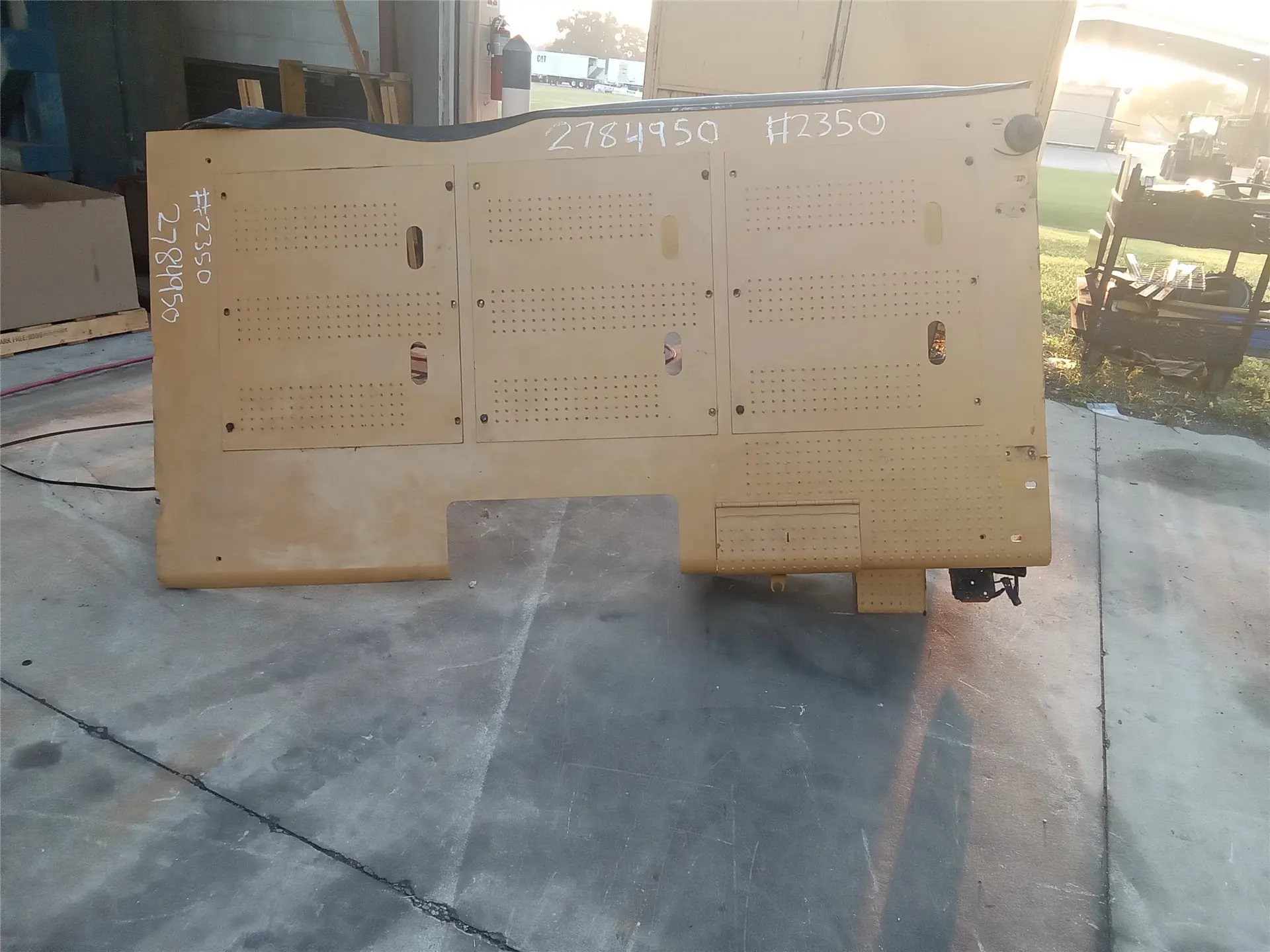 USED HOOD AS image 1