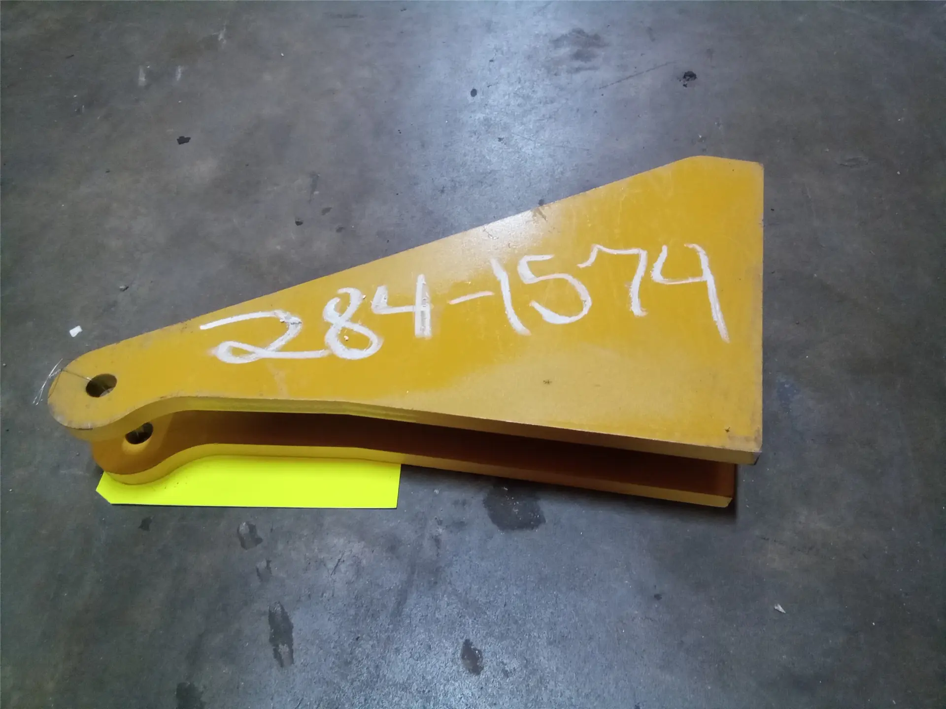 USED BRACKET image 1