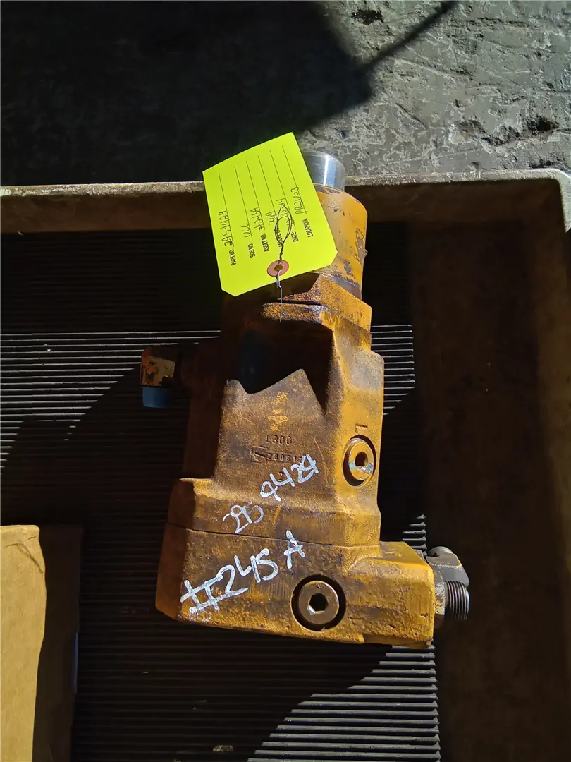 USED PISTON MOTOR image 1