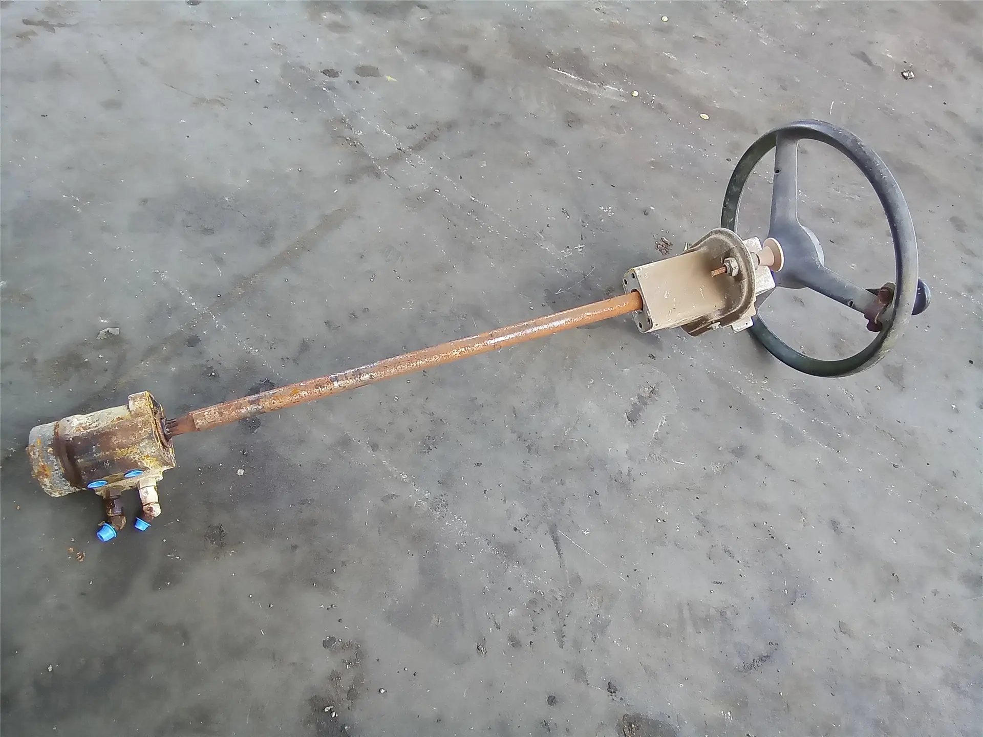 USED STEER CONTROL image 1