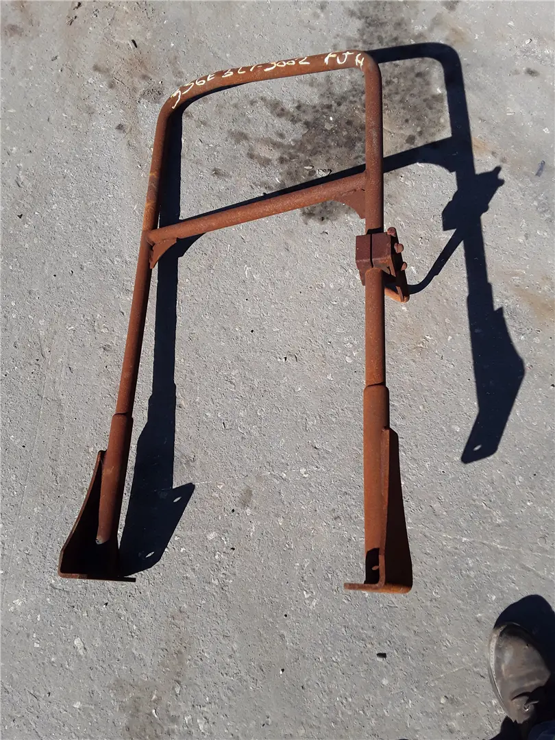 USED HANDRAIL image 1