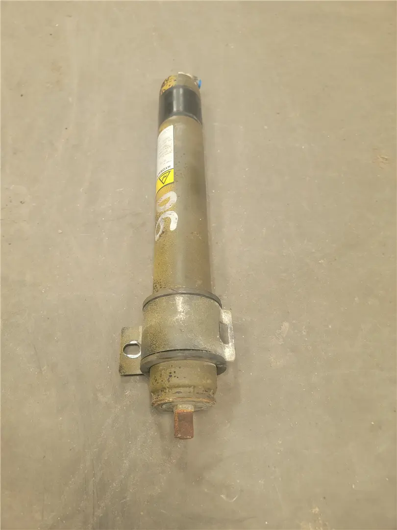 USED ACCUMULATOR image 1
