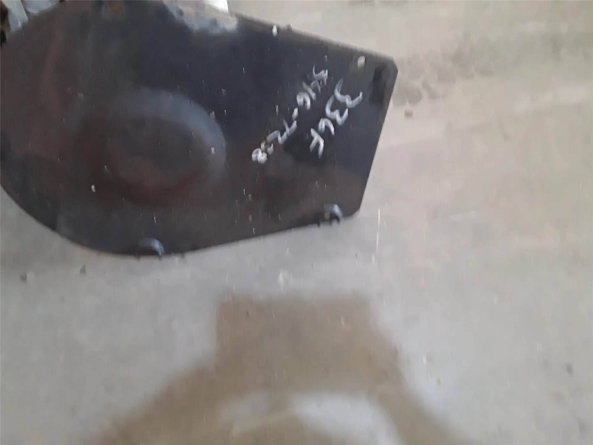 USED RH COVER AS image 1