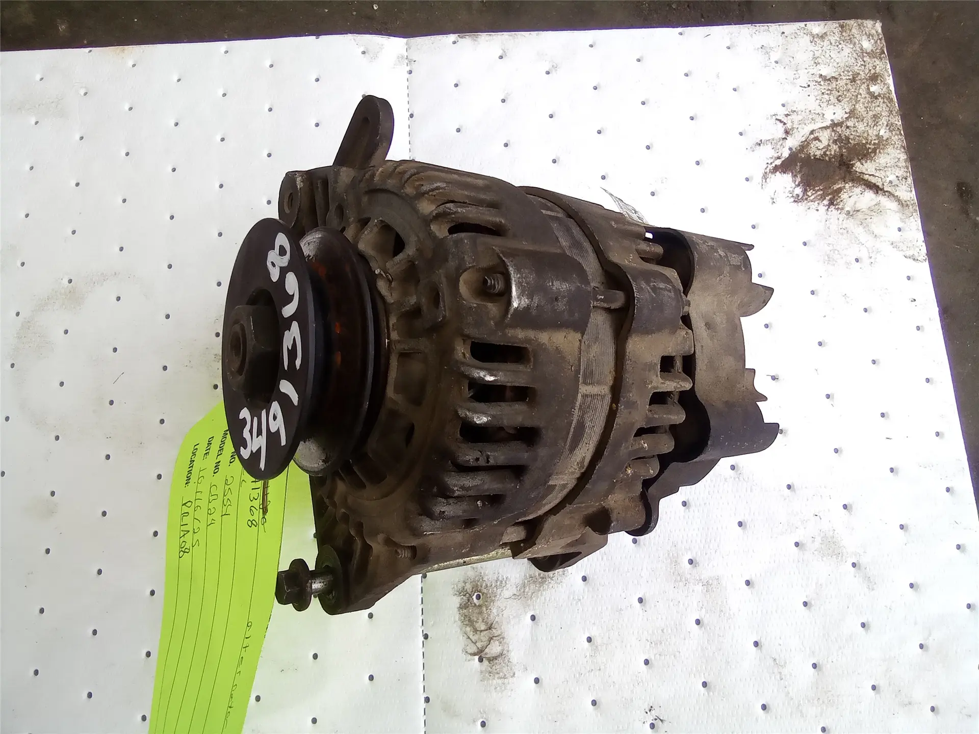 USED ALTERNATOR image 1