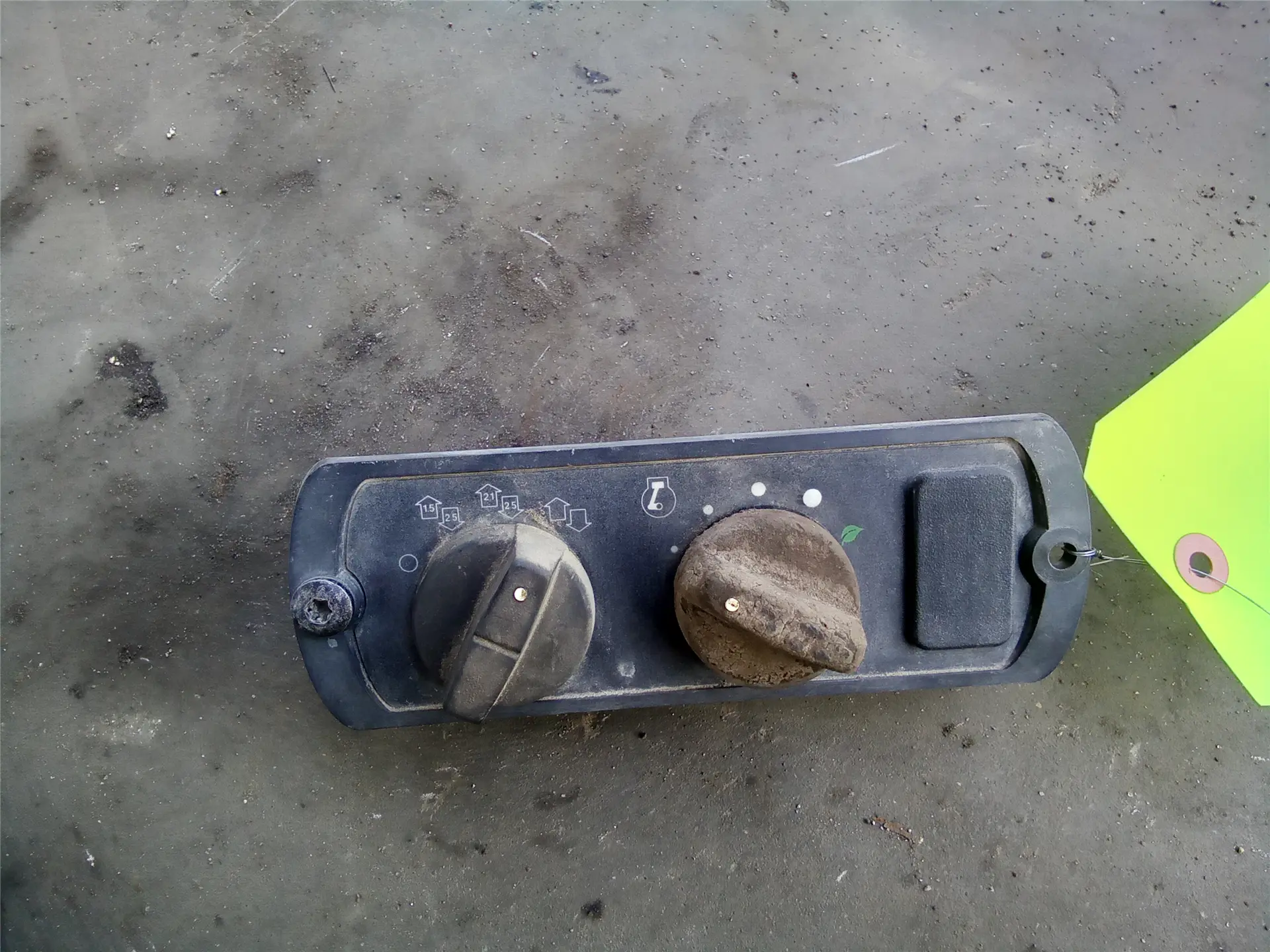 USED CONTROL PANEL image 1