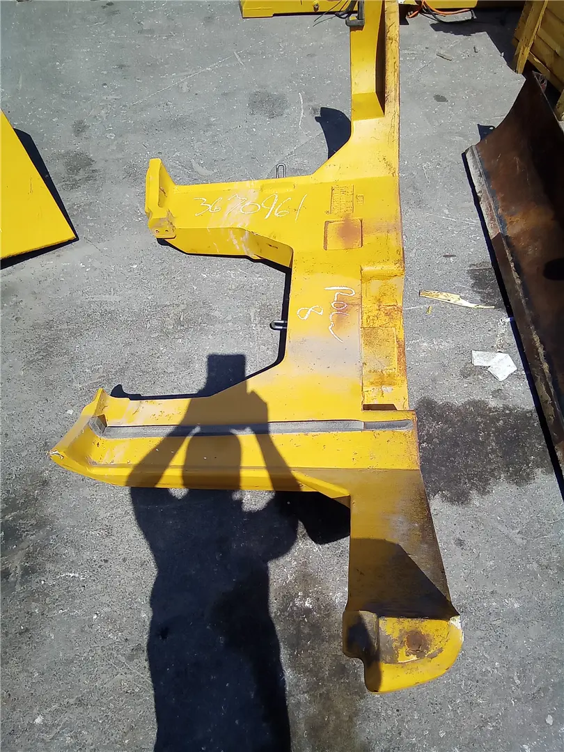 USED COUNTERWEIGHT image 1