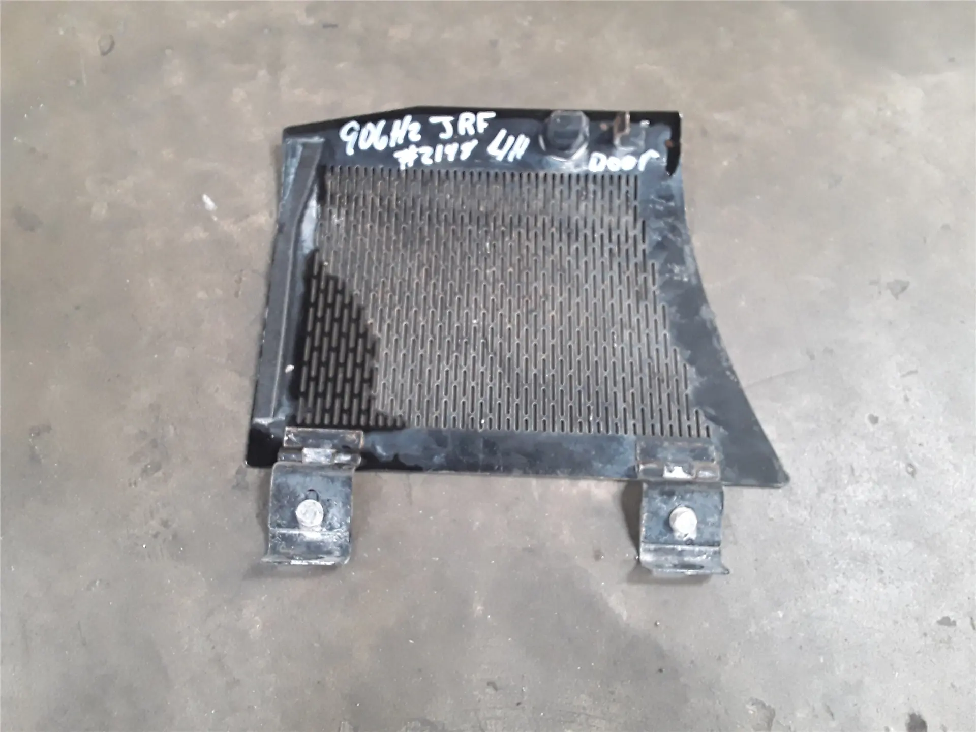 USED LH ACCESS DOO image 1