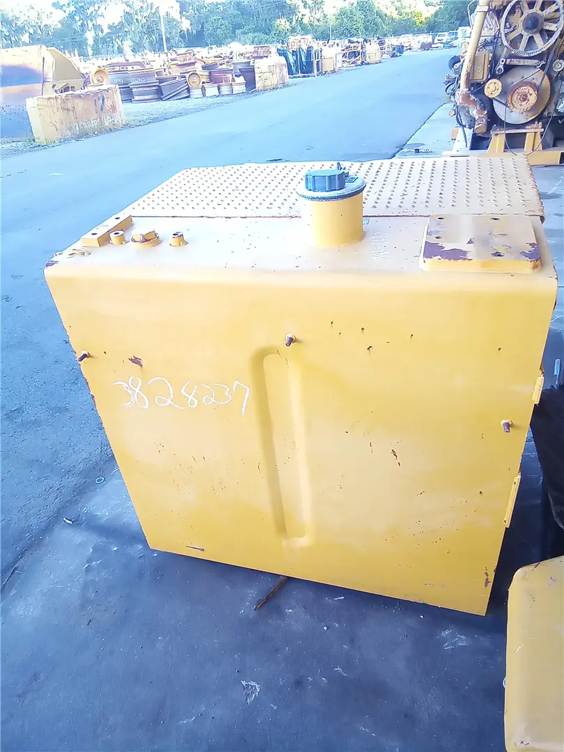 USED FUEL TANK image 1