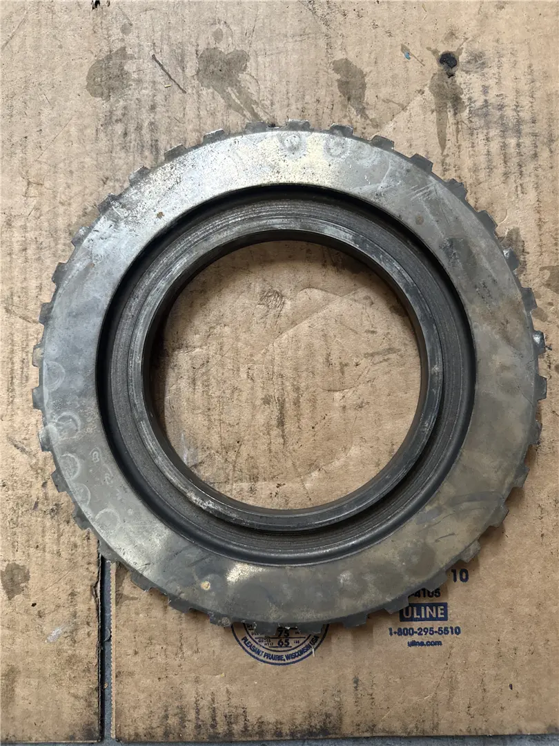 USED PISTON image 1