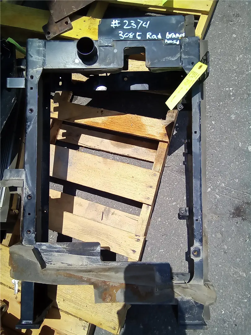 USED RADIATOR SUPP image 1