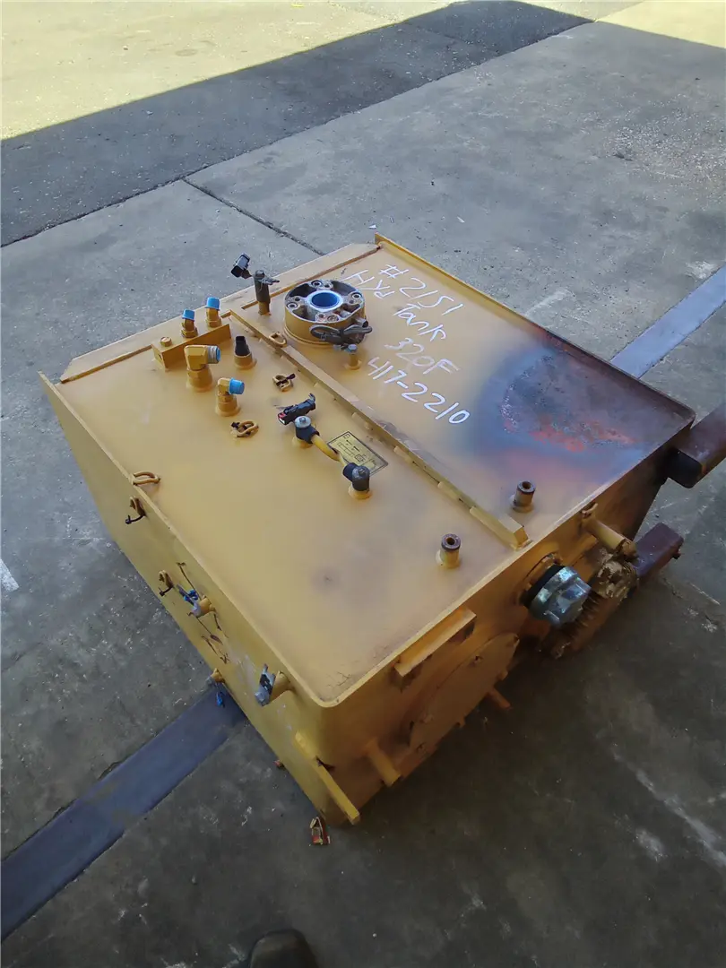 USED HYDRAULIC TAN image 1