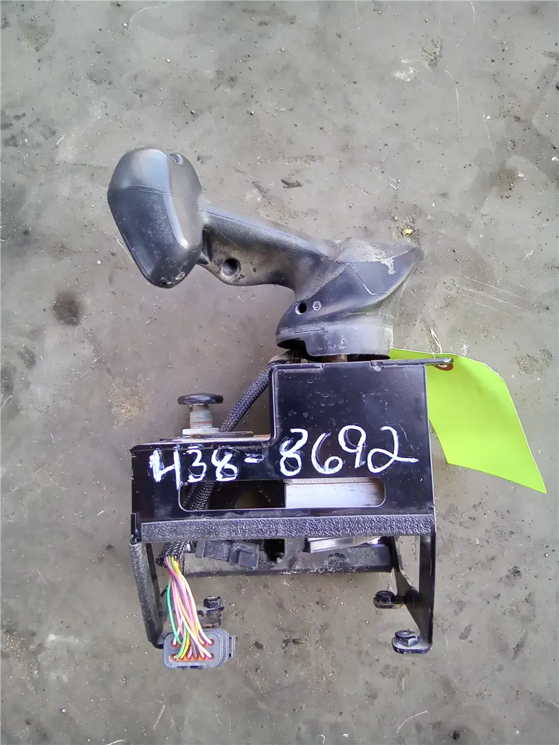 USED JOYSTICK CONT image 1