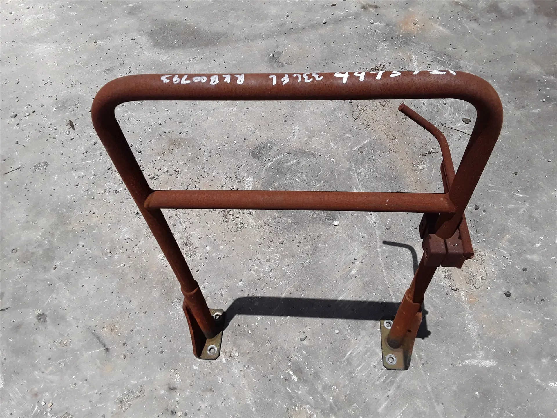 USED HANDRAIL image 1