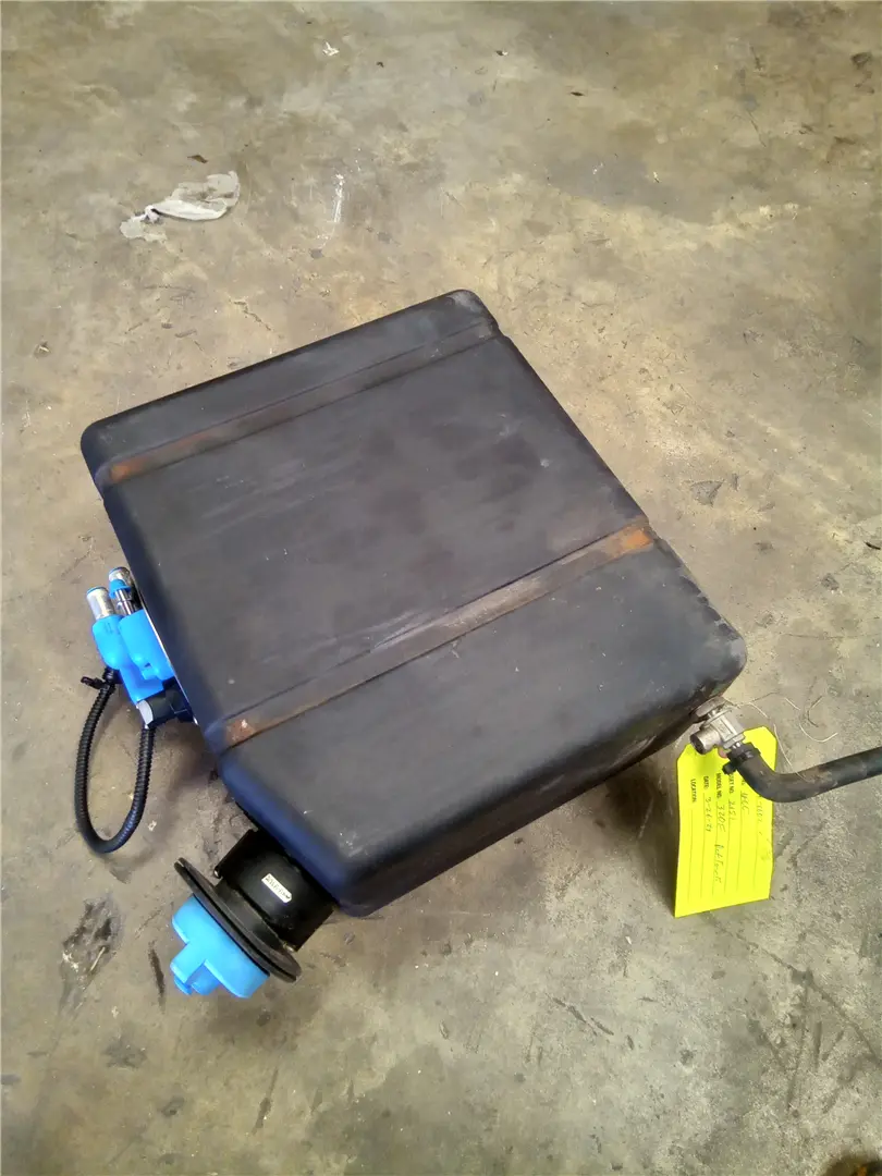 USED DEF TANK image 1