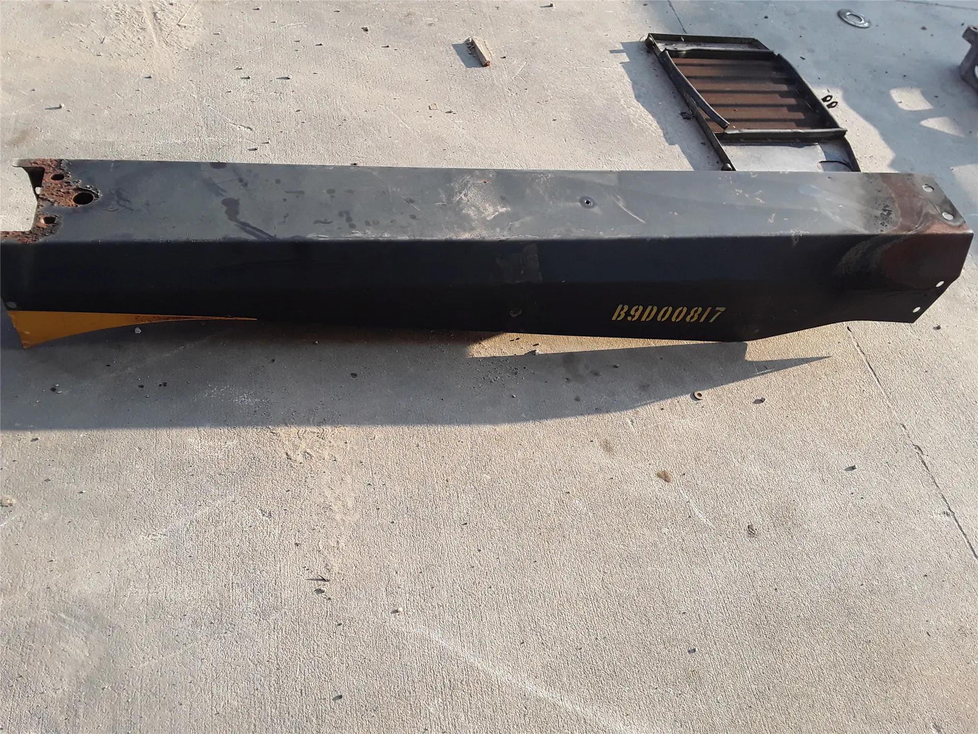 USED COVER image 1