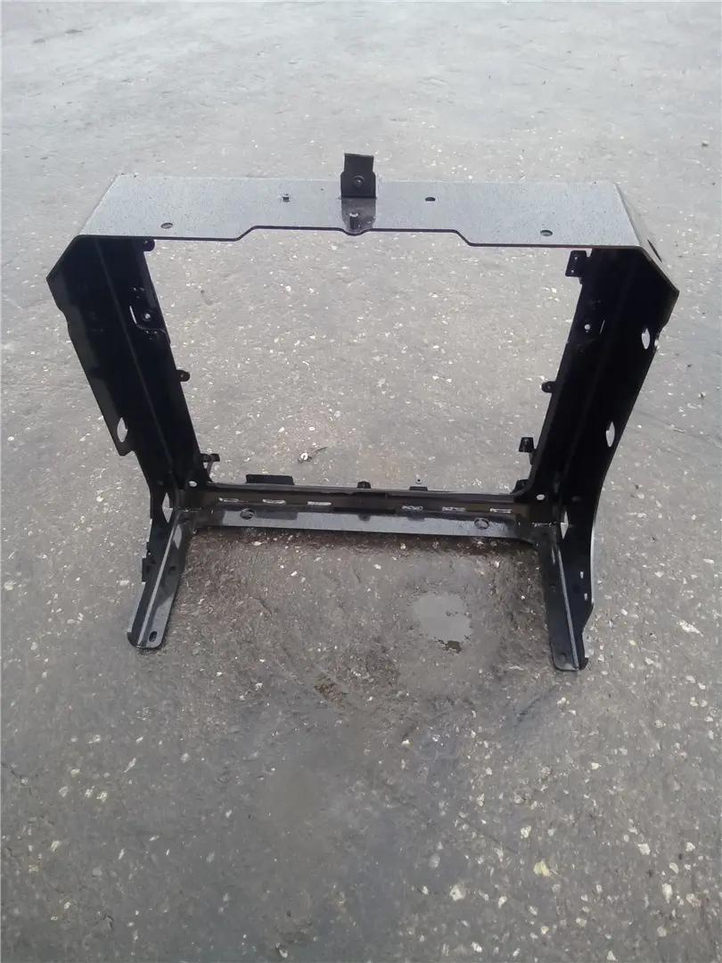 USED RAIDIATOR FRA image 1
