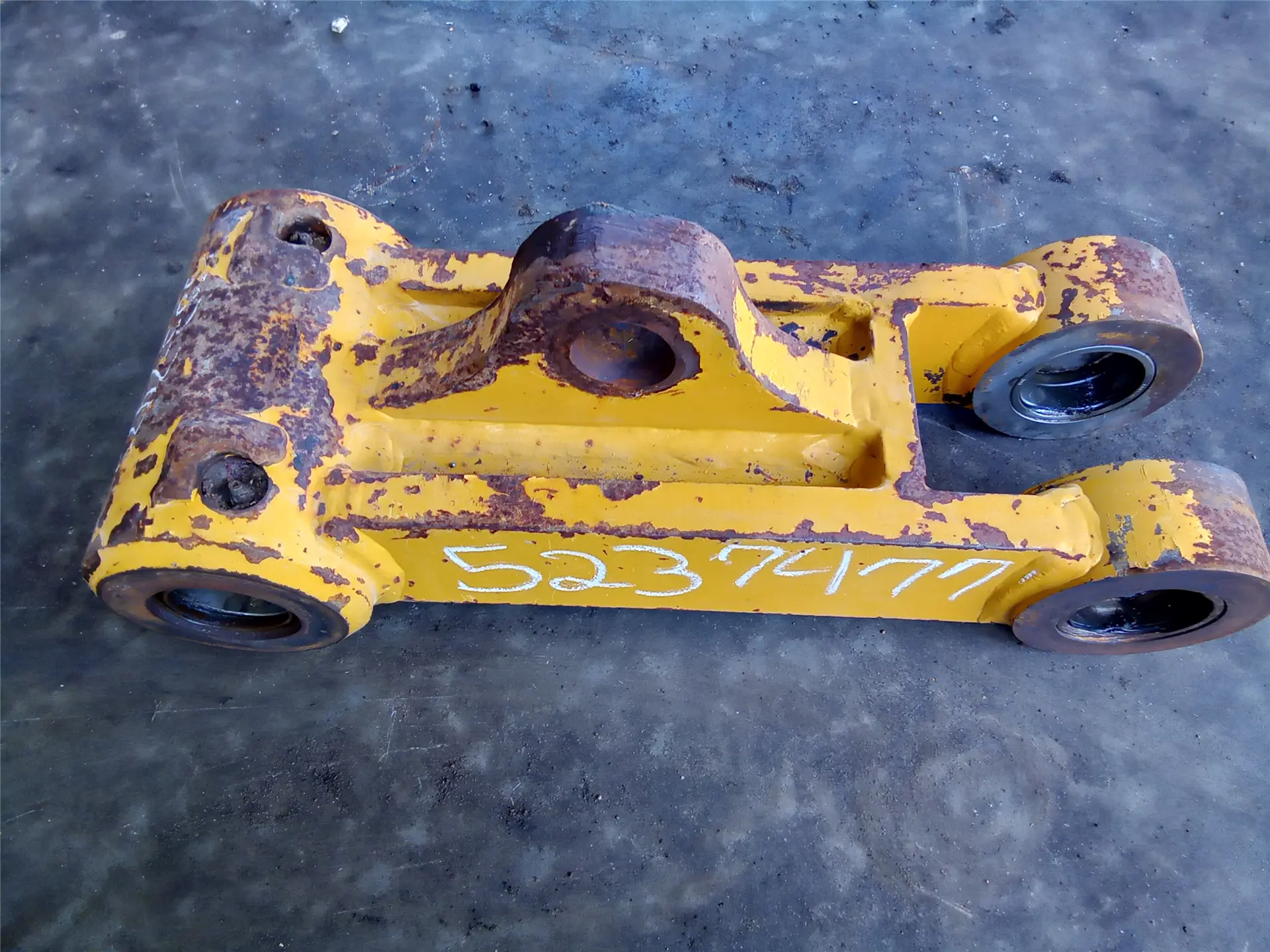 USED LINK BEARING image 1