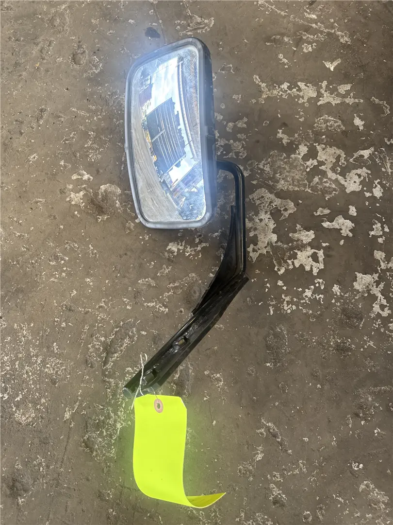 USED LH MIRROR GP image 1