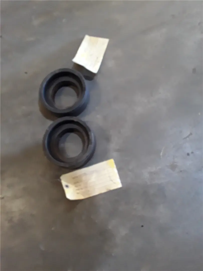 USED PISTON image 1