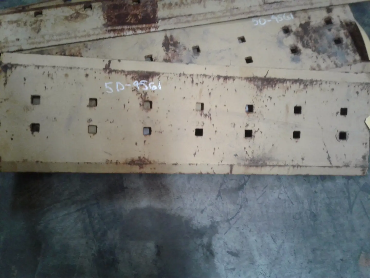 EDGE-CUTTING image 1