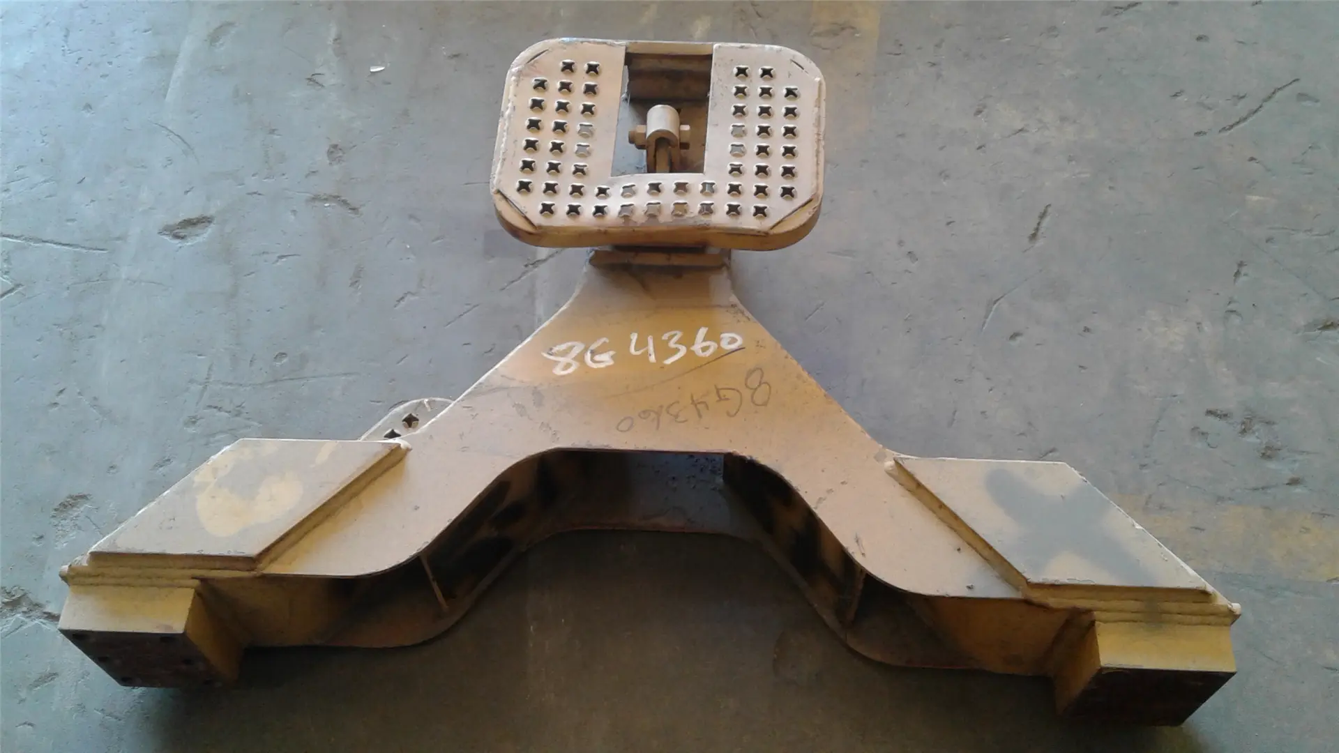 USED-DRAWBAR image 1