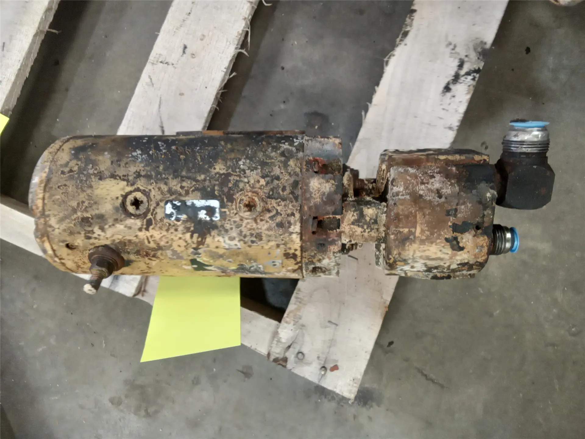 USED PUMP GP image 1