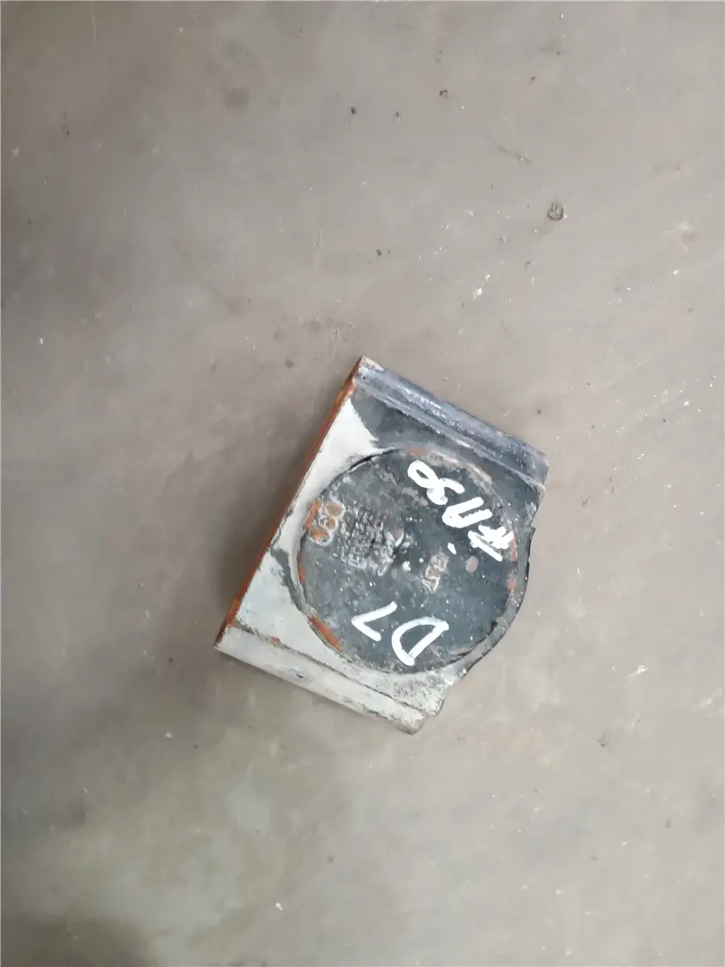 USED CAP A image 1