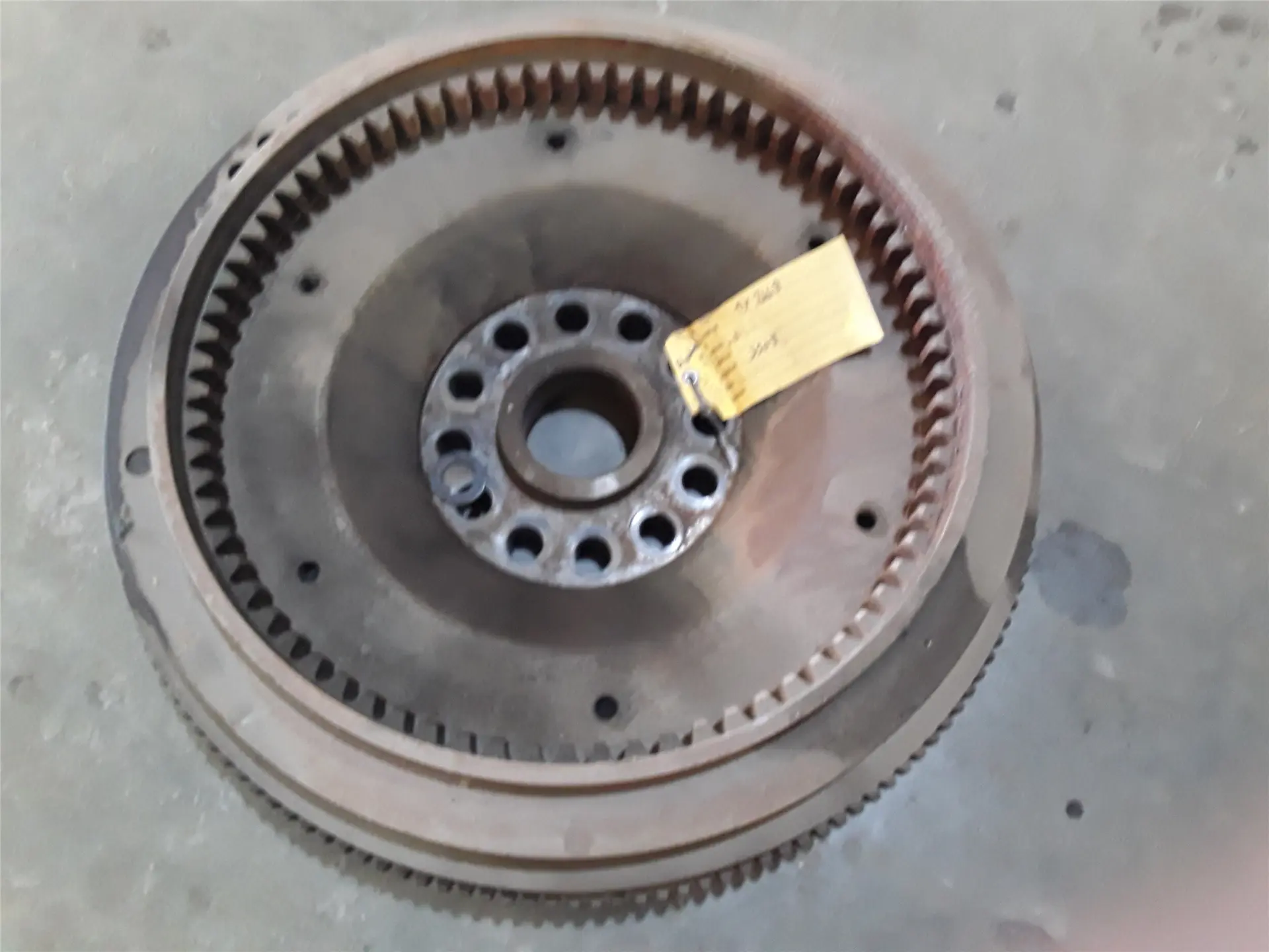 USED FLYWHEEL AS image 1
