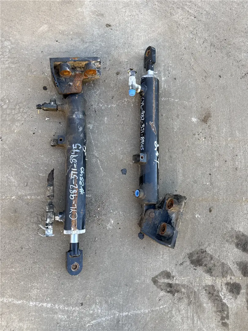 USED CYLINDER image 1