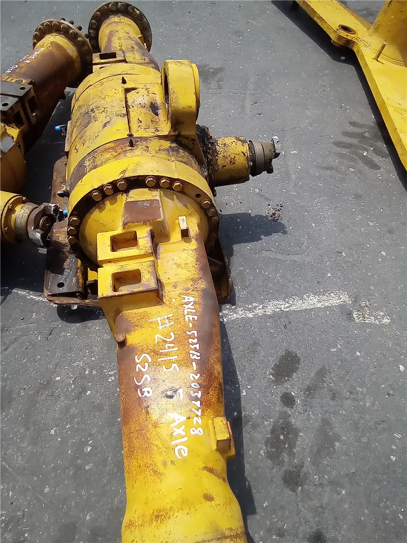 USED FRONT AXLE image 1