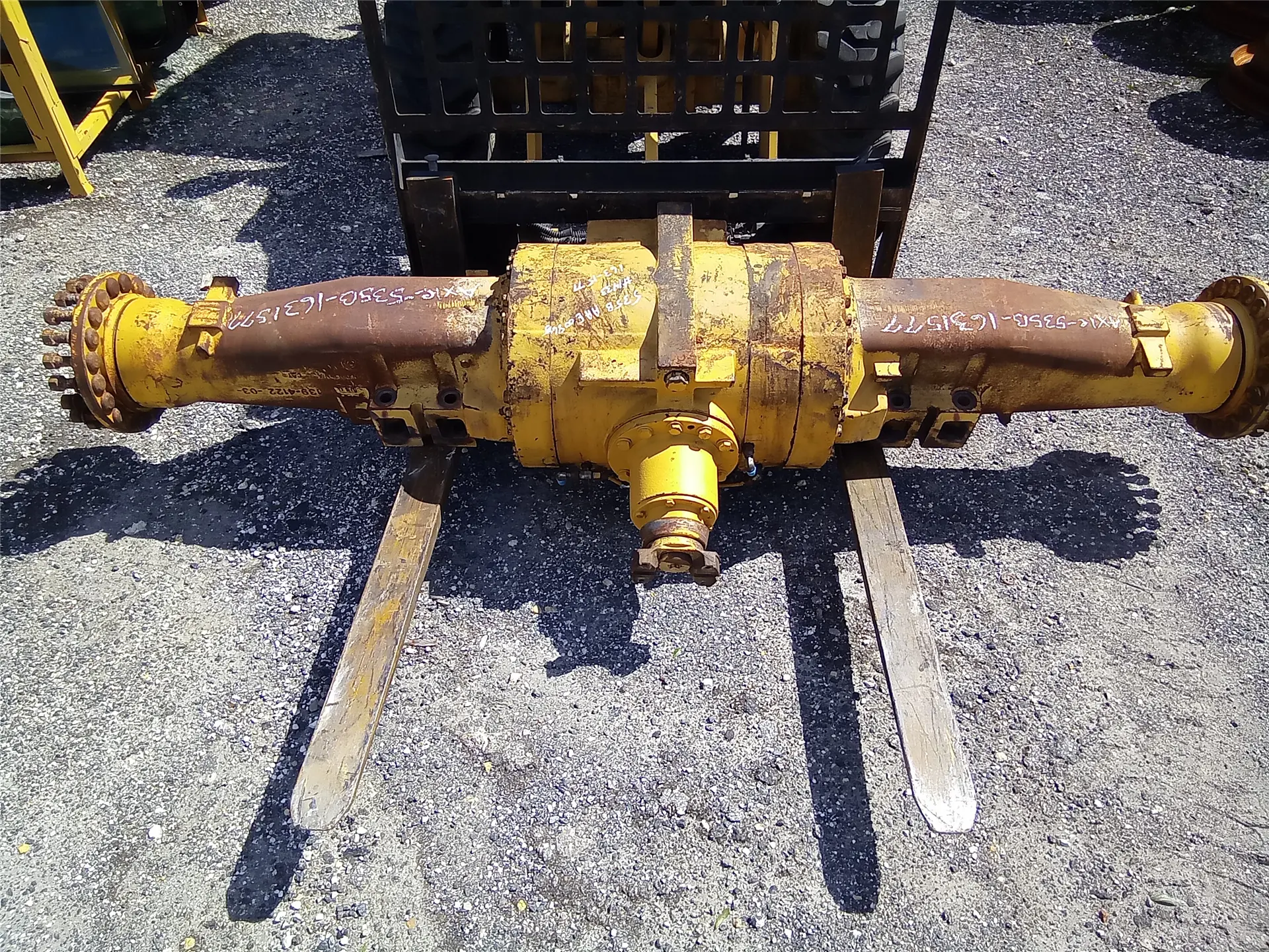 USED FIXED AXLE image 1