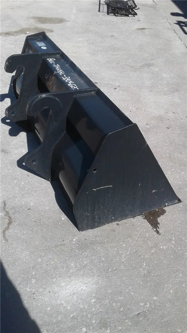 USED 73 INCH BUCKE image 1