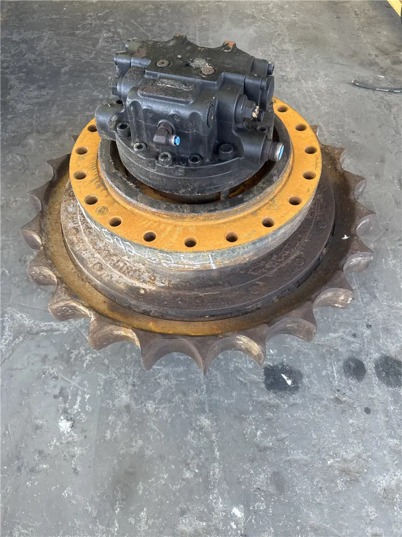 USED LH FINAL DRIV image 1