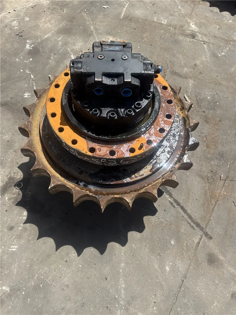USED RH FINAL DRIV image 1
