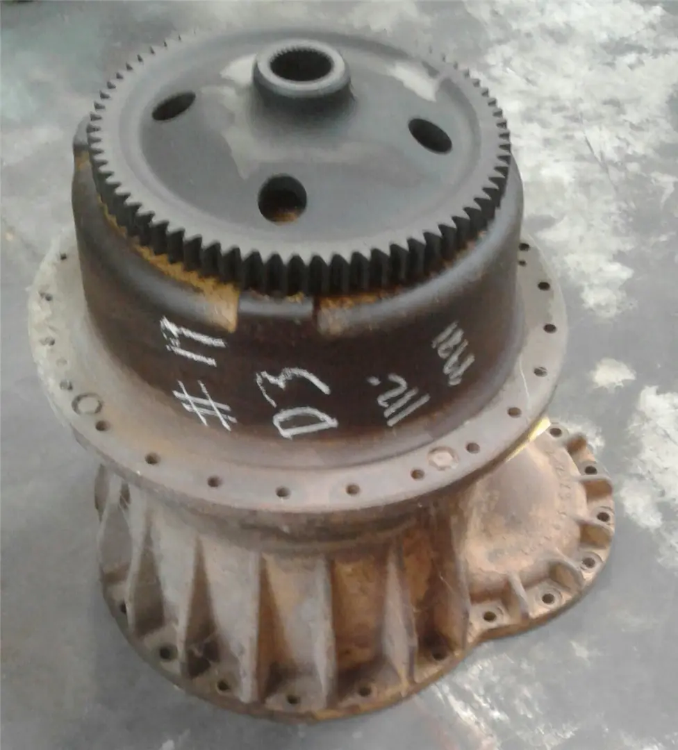 USED FINAL DRIVE image 1