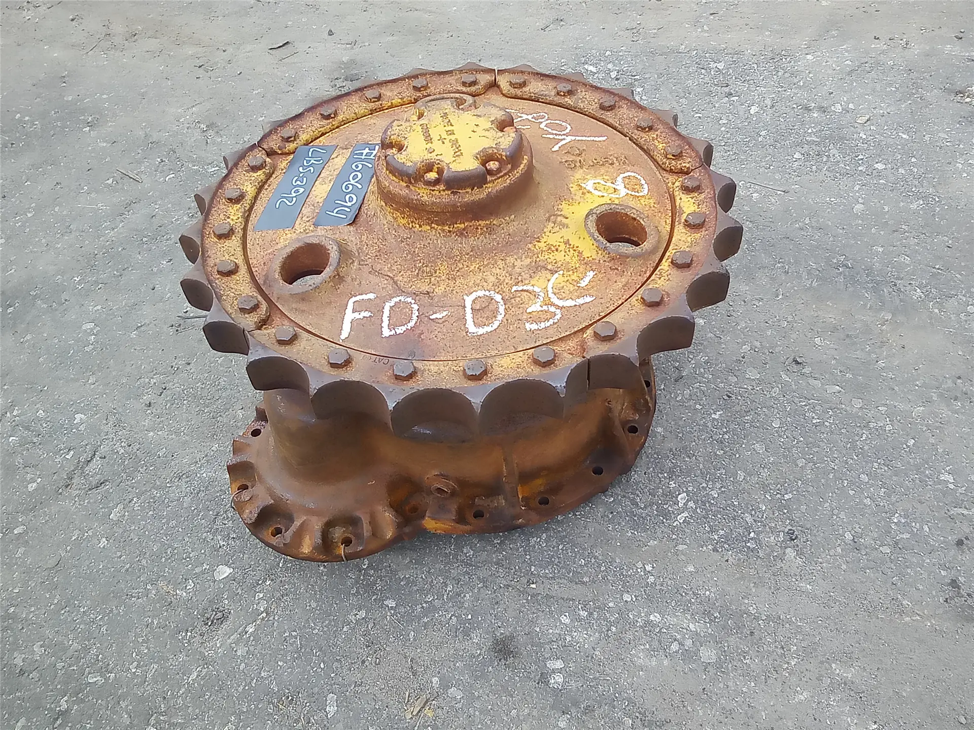 USED FINAL DRIVE image 1